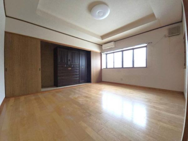 加茂市五番町 洋室