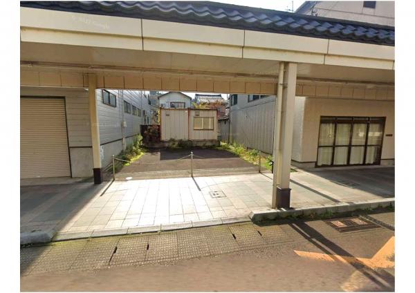 加茂市五番町 駐車場 