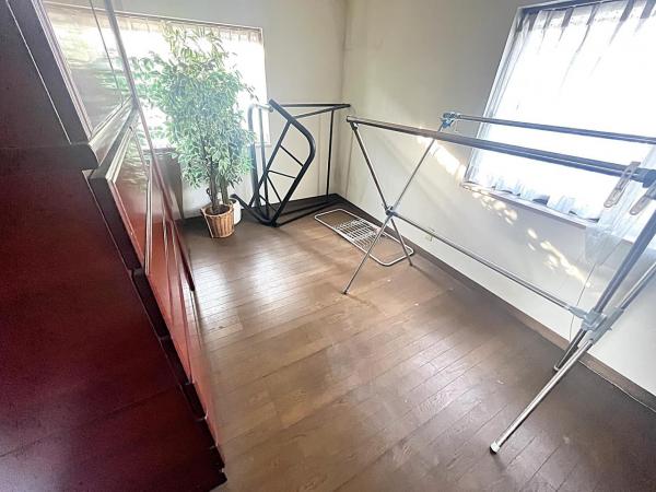 三条市新光町 洋室