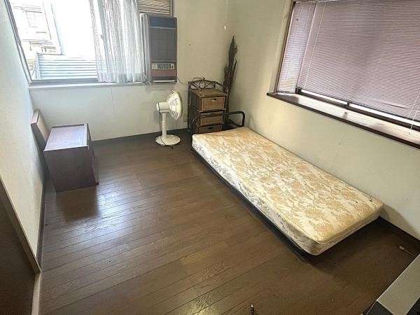 三条市新光町 洋室