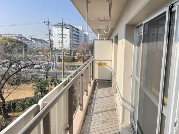 牛巻団地5号棟 バルコニー 