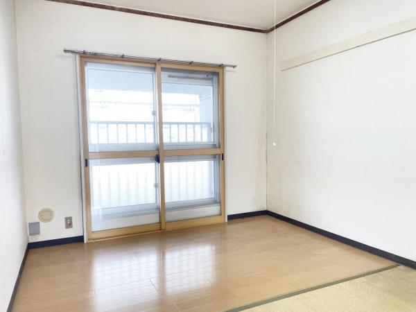 牛巻団地5号棟 洋室