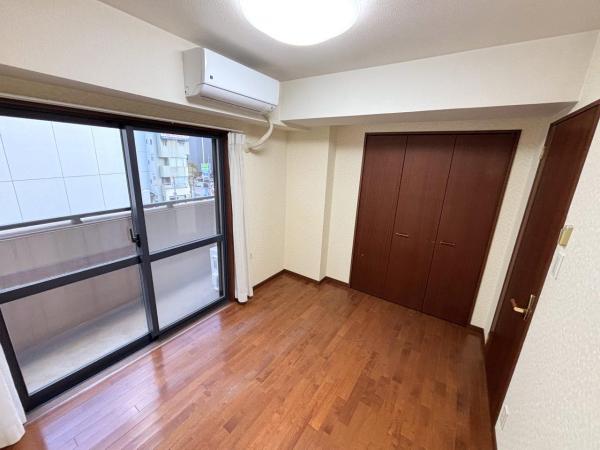 グリーンヒル高砂町 洋室