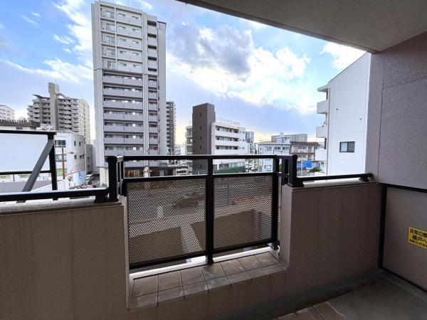 グリーンヒル高砂町 バルコニー 