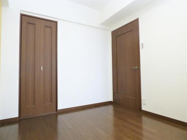 グリーンヒル中島中央 洋室