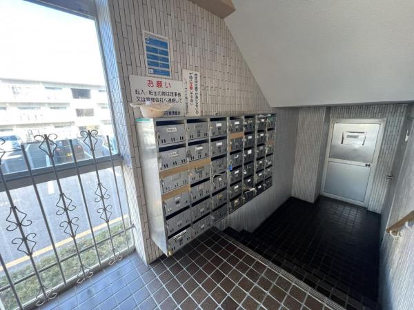 リバーサイド春日 郵便受け