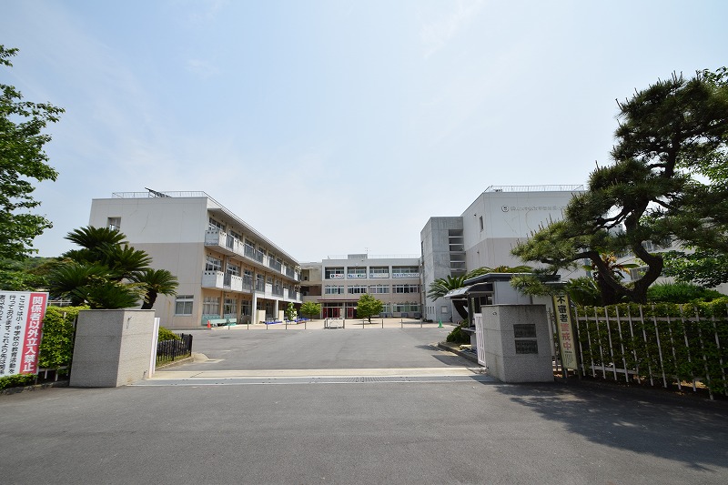 岡山大学教育学部附属小学校
