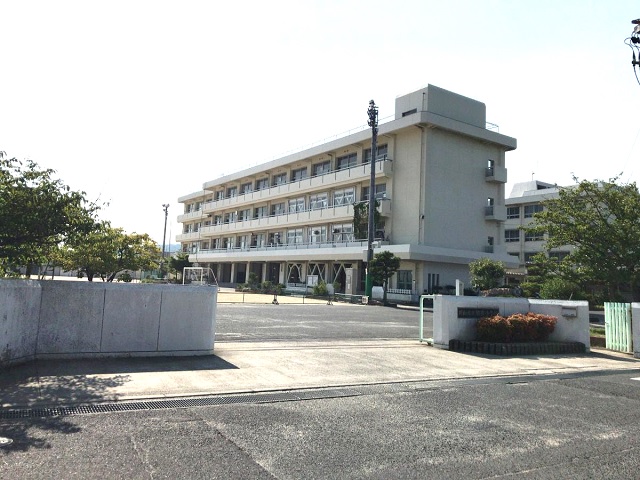 岡山市立旭操小学校