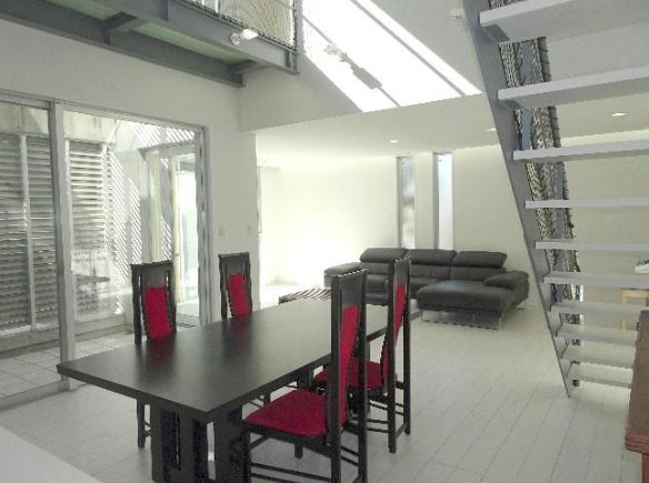 岡山市中区藤原光町 リビング 