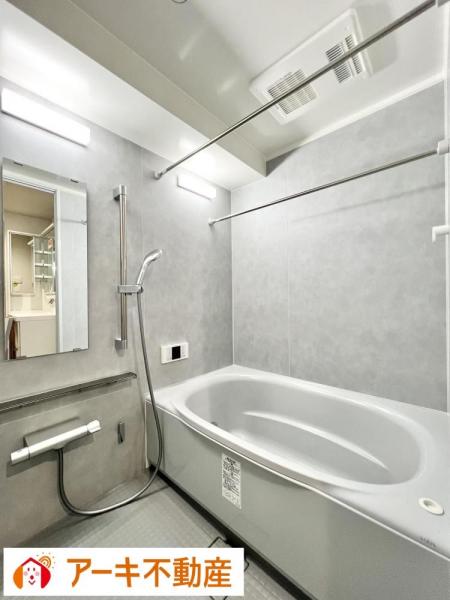 ローレルコートアネスト医大前 浴室 