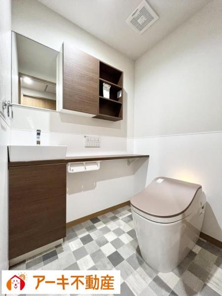 ローレルコートアネスト医大前 トイレ 