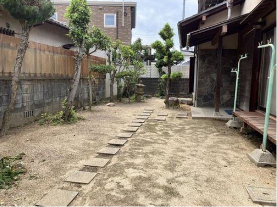 岡山市中区乙多見 庭 