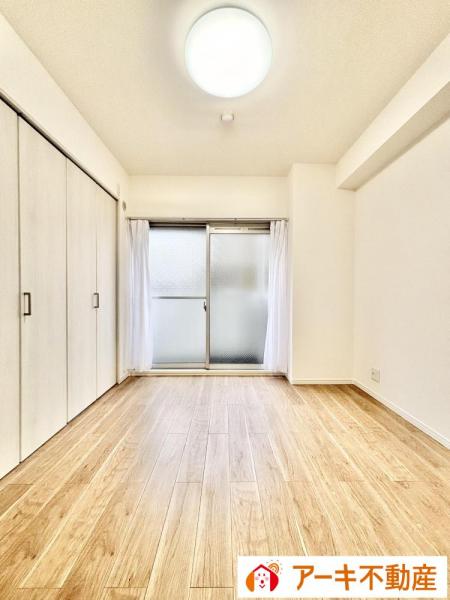 ローレルコートアネスト医大前 洋室