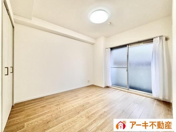 ローレルコートアネスト医大前 エントランス 