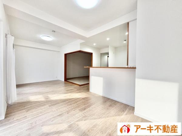 ローレルコートアネスト医大前 敷地内駐車場