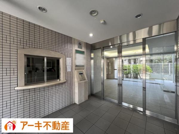 ローレルコートアネスト医大前 ロビー 