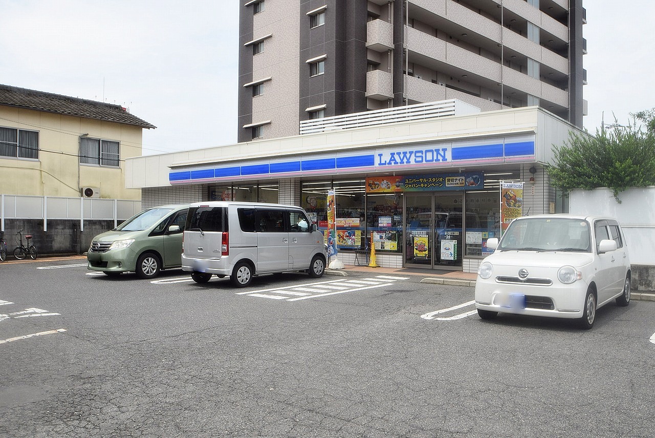 ローソン 岡山桜橋三丁目店