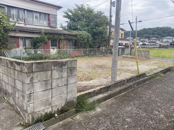 館山市下真倉　建築条件なし・角地の土地です 現地土地写真 