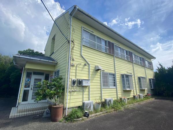 館山市犬石　平砂浦海岸まで歩いて6分、海近くのサーフィン拠点として 現地外観写真 