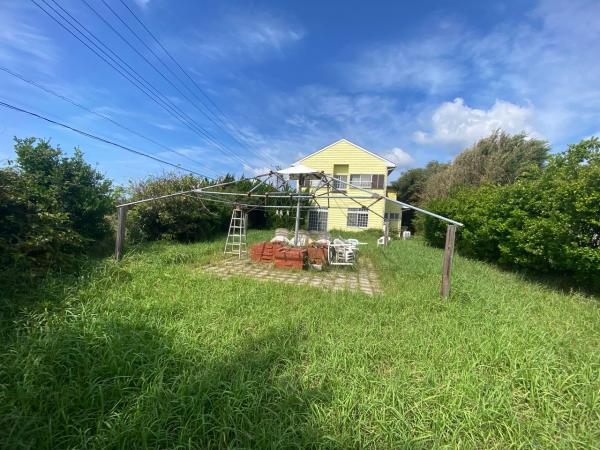 館山市犬石　平砂浦海岸まで歩いて6分、海近くのサーフィン拠点として 