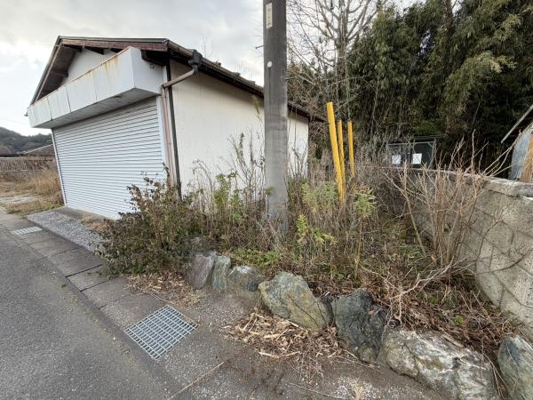 土地 館山市下真倉151-1 JR内房線館山駅 500万円