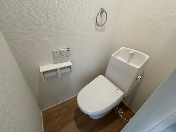 館山市館山　新築戸建　2号棟 トイレ 