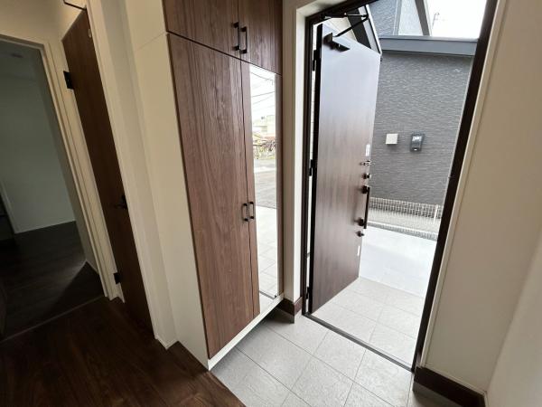 館山市館山　新築戸建　4号棟　ロフト付き平家住宅 玄関 