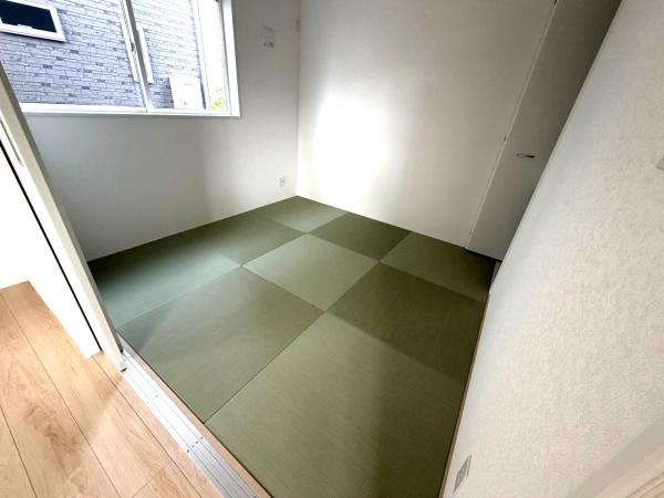 館山市館山　新築戸建　1号棟　1階18帖＋和室4.5帖、駐車場3台分あり 和室