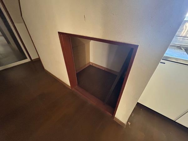 中古戸建 館山市見物526-4 JR内房線館山駅 700万円