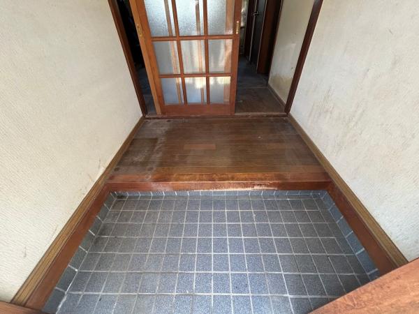 中古戸建 館山市見物526-4 JR内房線館山駅 700万円