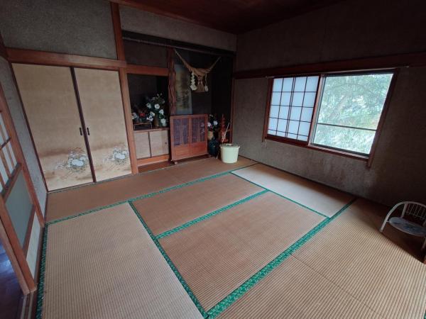 EB0013　えびの市大明司　中古戸建 和室