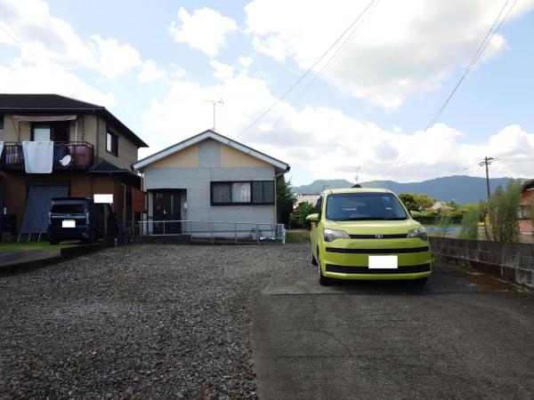 EB0021　えびの市岡松　中古戸建 現地外観写真 