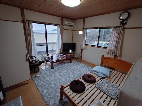 EB0021　えびの市岡松　中古戸建 洋室