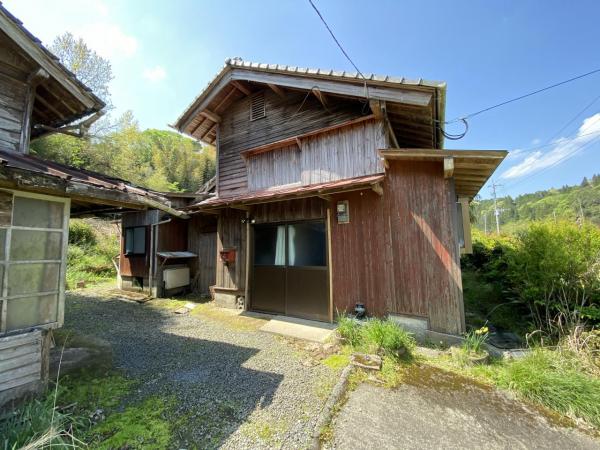 EB0036　えびの市西長江浦　中古戸建 現地外観写真 