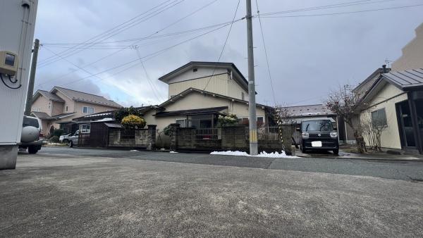 土地 秋田市牛島東3丁目 JR羽越本線羽後牛島駅 780万円