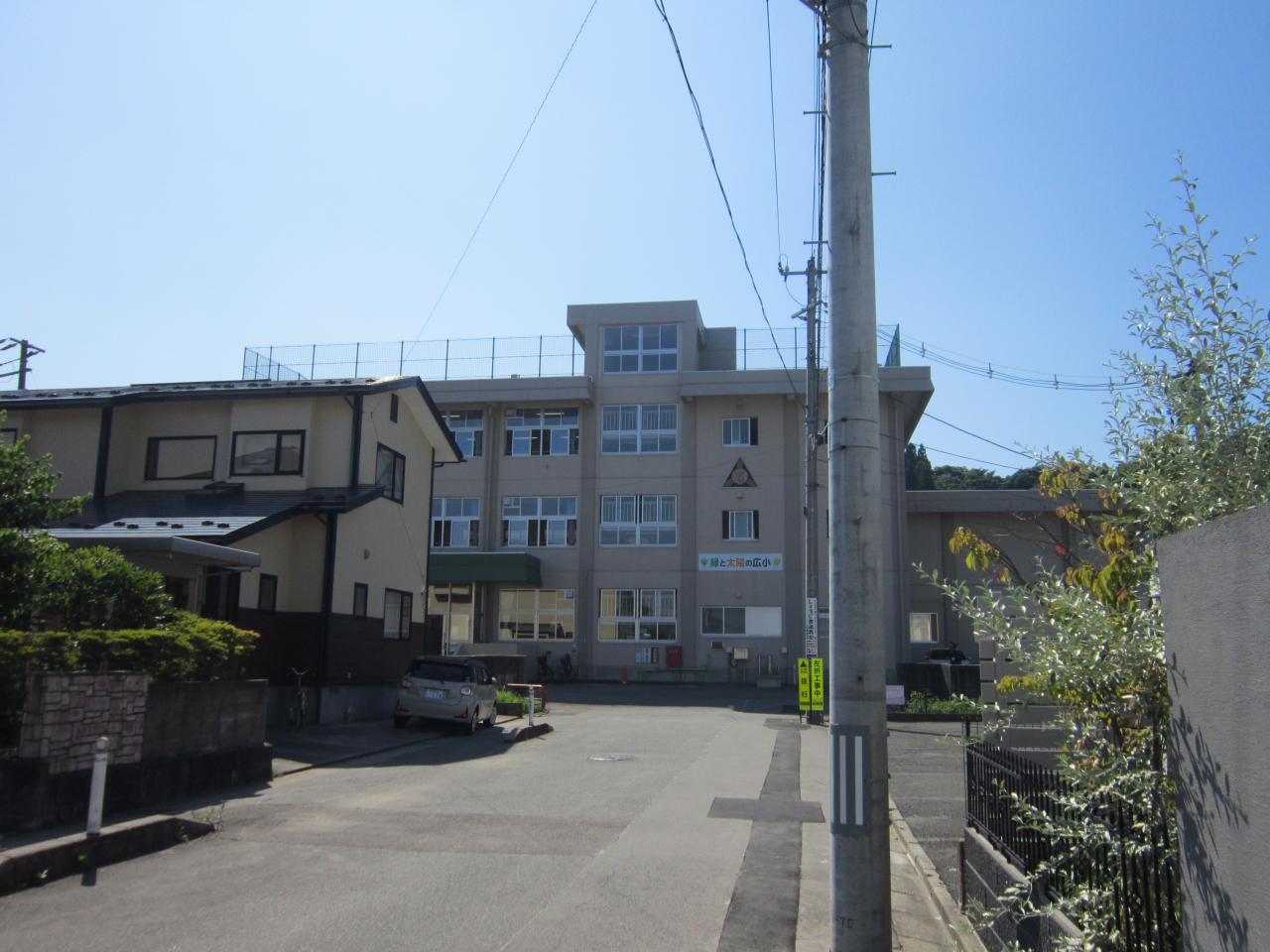 秋田市立広面小学校