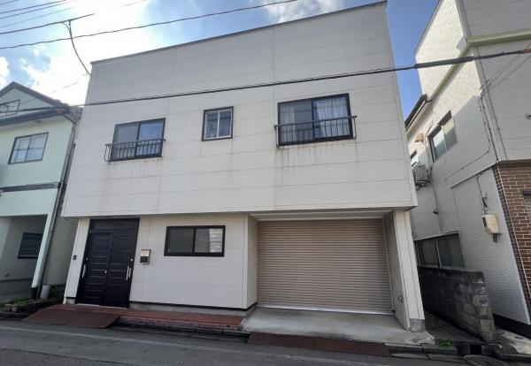 中古戸建 秋田市新屋表町 JR羽越本線新屋駅 880万円