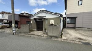 土地 秋田市土崎港中央５丁目9-20 JR奥羽本線土崎駅 800000