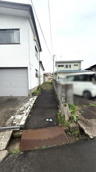 1834秋田市南通亀の町 前面道路含む現地写真 