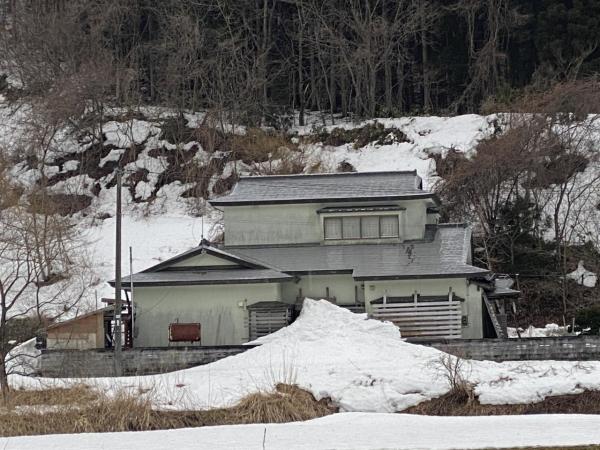 1864　山本郡藤里町大沢字滝の沢出口 現地外観写真 