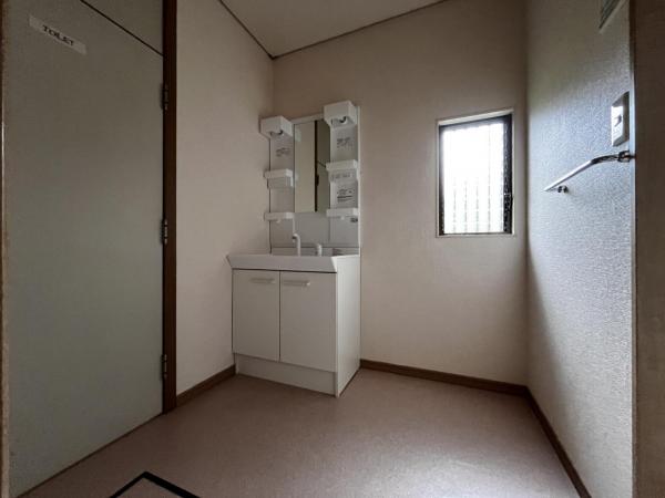 中古戸建 秋田市雄和田草川字本田 JR奥羽本線四ッ小屋駅 880万円