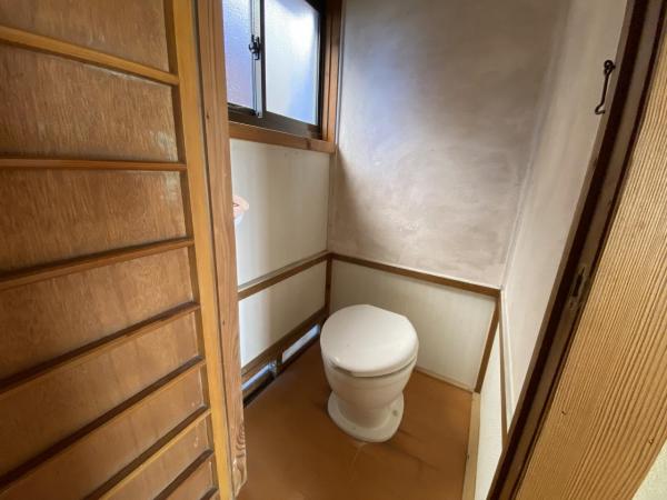 1820　能代市能代町字中川原 トイレ 