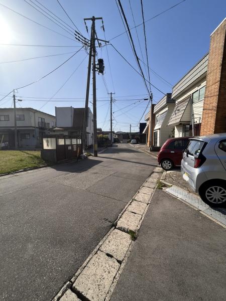 1471　秋田市土崎港相染町字中谷地 前面道路含む現地写真 