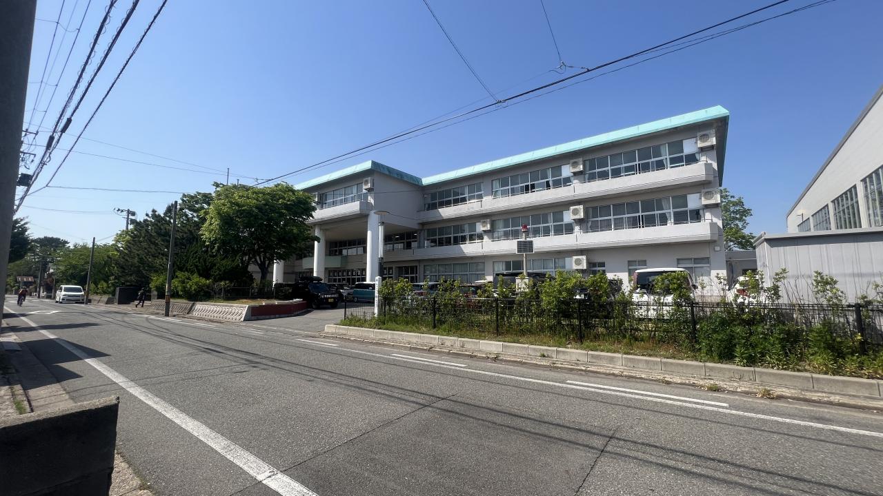 秋田市立土崎南小学校