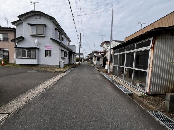 土地 能代市字寿域長根 JR五能線能代駅 228万円