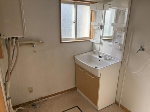 中古戸建 秋田市仁井田福島１丁目 JR羽越本線羽後牛島駅 1,190万円