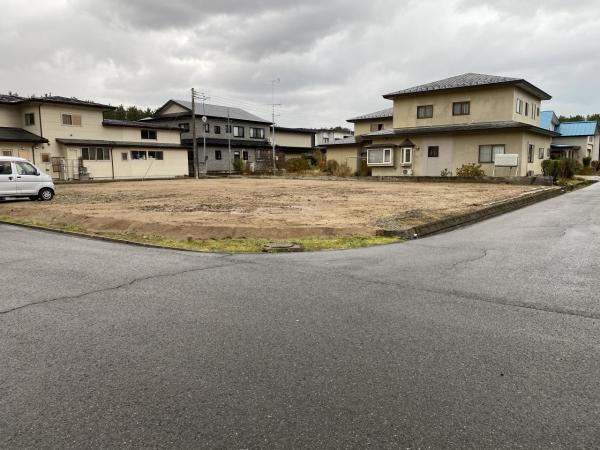 土地 南秋田郡大潟村字西３丁目 駅 325万円