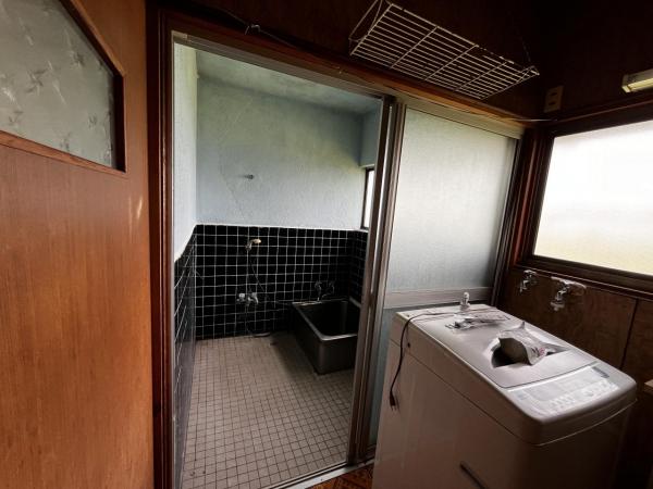 1975　能代市字轟 洗面台・洗面所 