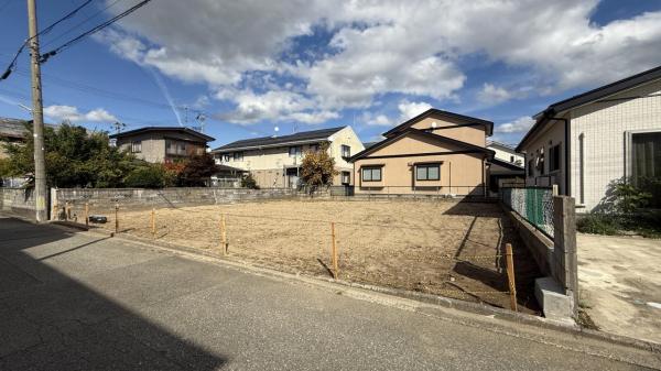 土地 秋田市泉南３丁目 駅 2,200万円