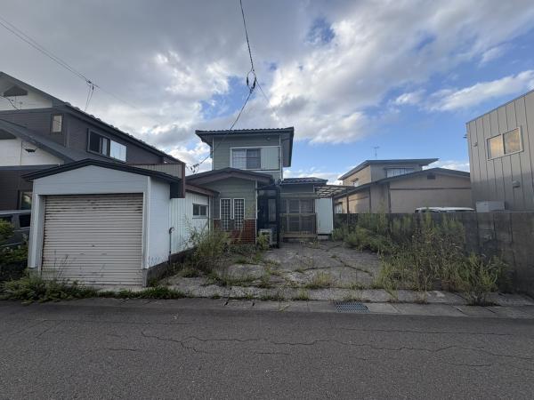 土地 秋田市仁井田栄町 JR羽越本線羽後牛島駅 830万円